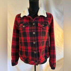 Torrid Red & black buffalo plaid faux Sherpa collar barn jacket size 00 or L/10
